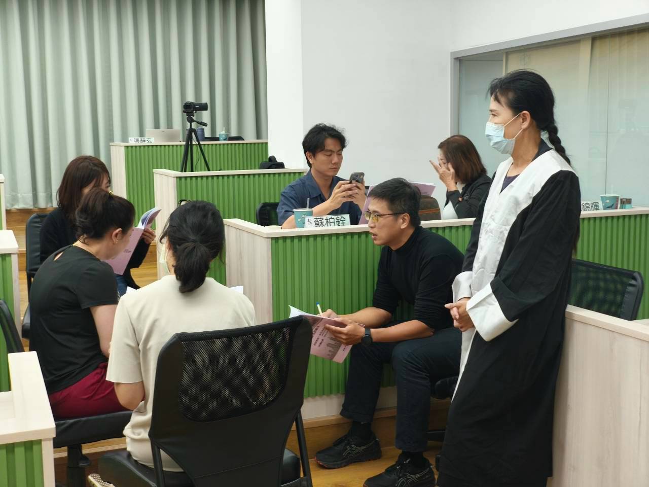 不再紙上談兵！高大EMBA法管班行政法實務分析課程透過模擬審判深化公法學習01
